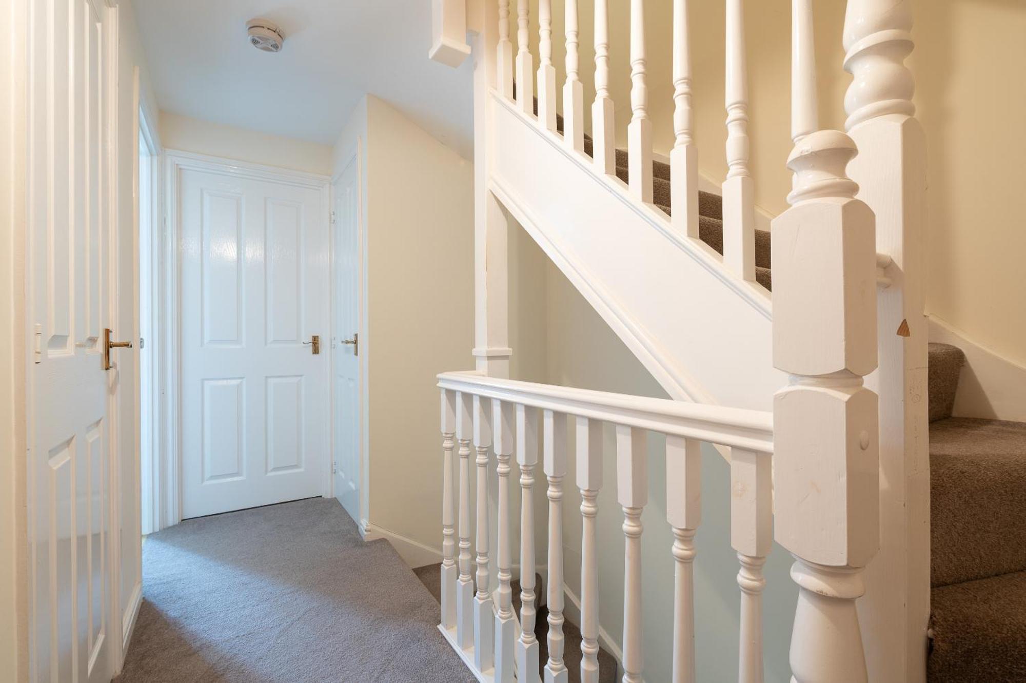 Spacious 4 Bedroom, Perfect For Contractors, Families, Private Parking Royal Wootton Bassett Zewnętrze zdjęcie